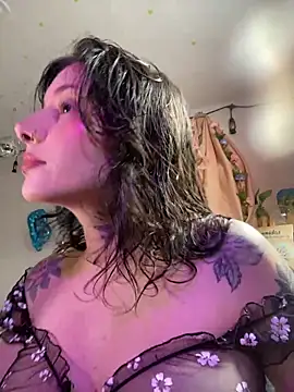 LiliJones  online show from 3, 6, 2026