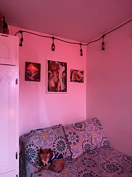 LiliJones  online show from 11, 3, 2025