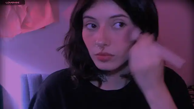 LiliJones  online show from 26, 3, 2026