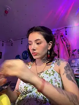 LiliJones  online show from 26, 5, 2026