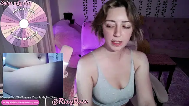 Snapshot of Trixyrose chatting on 10, 7, 2026 Trixyrose online show from 10, 7, 2026