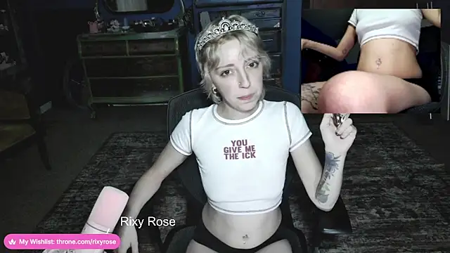 Trixyrose online show from 1, 12, 2025