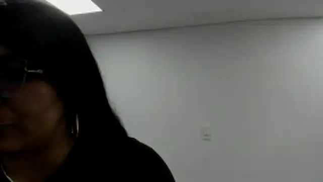 Luna Dumont online show from 26, 10, 2025