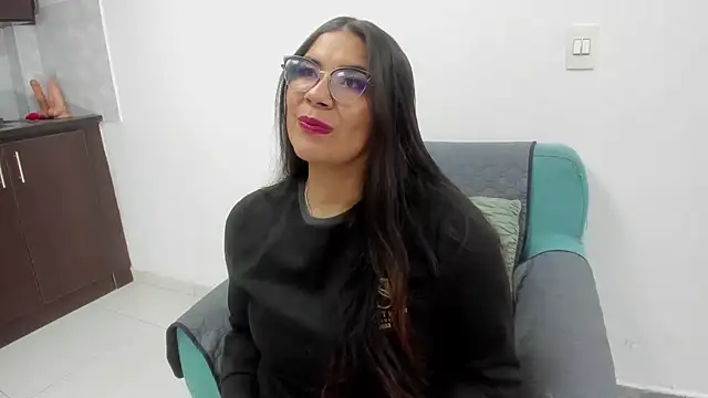 Luna Dumont online show from 29, 11, 2025