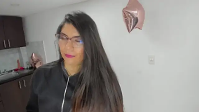 Snapshot of Luna_Dumont chatting on 7, 2, 2026 Luna Dumont online show from 7, 2, 2026