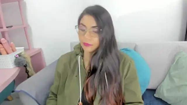 Snapshot of Luna_Dumont chatting on 18, 1, 2026 Luna Dumont online show from 18, 1, 2026