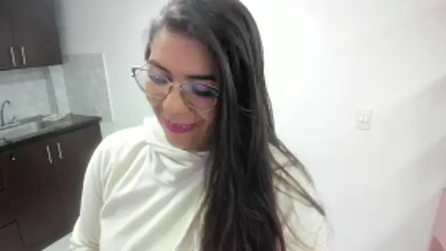 Luna Dumont online show from 18, 12, 2025