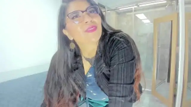 Snapshot of Luna_Dumont chatting on 18, 2, 2026 Luna Dumont online show from 18, 2, 2026