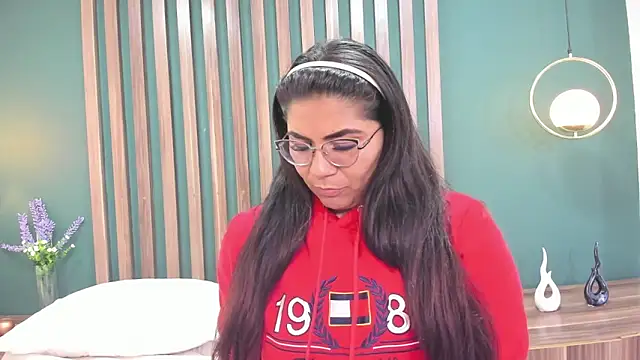 Luna Dumont online show from 26, 9, 2025