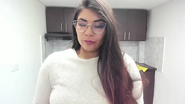 Luna Dumont online show from 21, 10, 2025