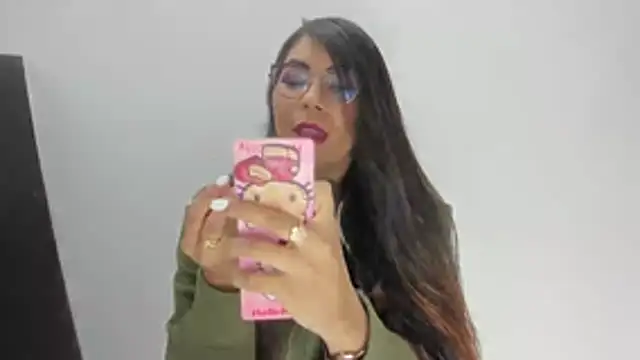 Snapshot of Luna_Dumont chatting on 17, 1, 2026 Luna Dumont online show from 17, 1, 2026