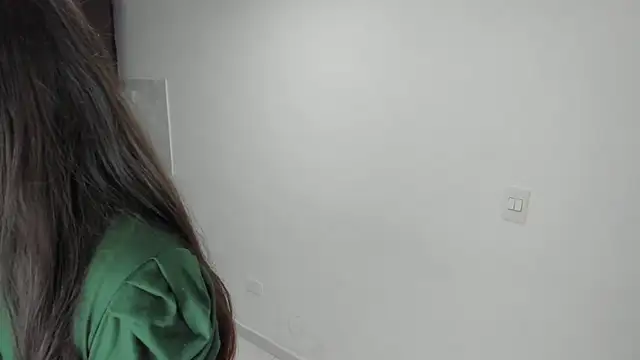 Snapshot of Luna_Dumont chatting on 3, 5, 2026 Luna Dumont online show from 3, 5, 2026