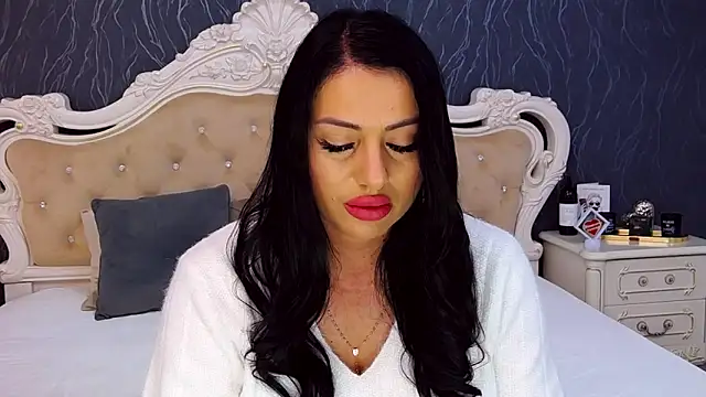 Lauren Saint online show from 24, 11, 2025