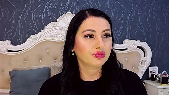 Lauren Saint online show from 1, 10, 2025