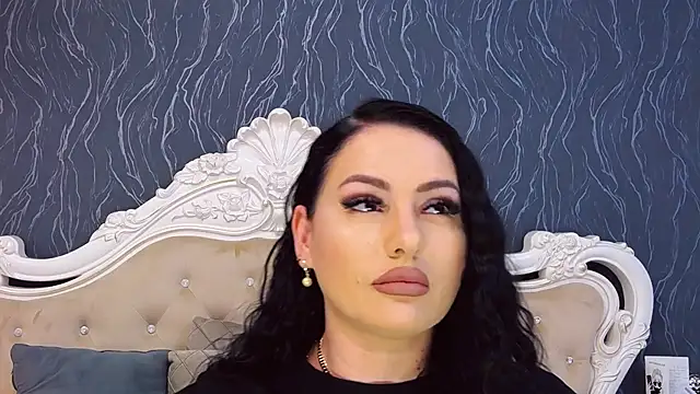 Lauren Saint online show from 7, 4, 2026