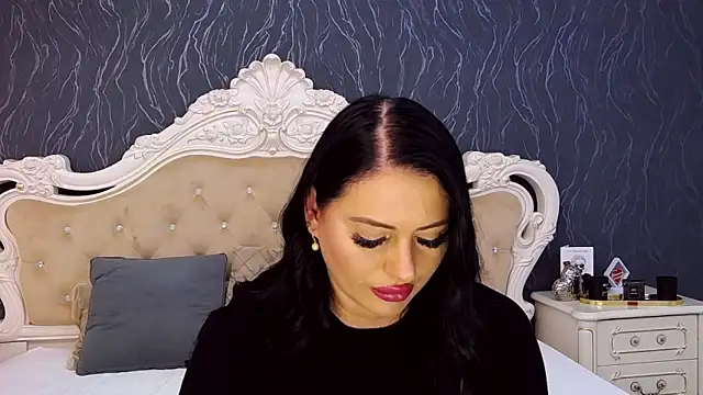 Lauren Saint online show from 28, 9, 2025