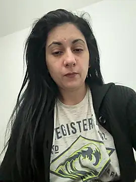 Snapshot of davenmichelle00 chatting on 3, 2, 2026 davenmichelle00 online show from 3, 2, 2026