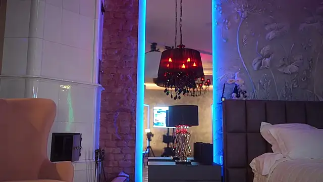 eva fashionista online show from 10, 1, 2026