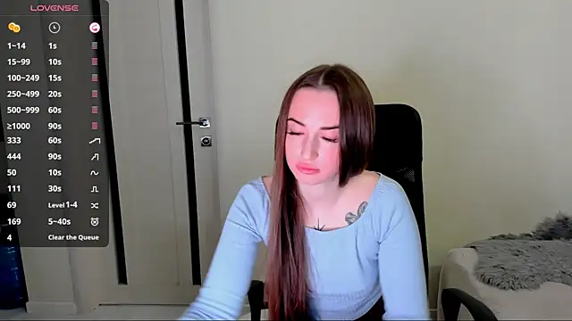 Kimmberr online show from 14, 10, 2025