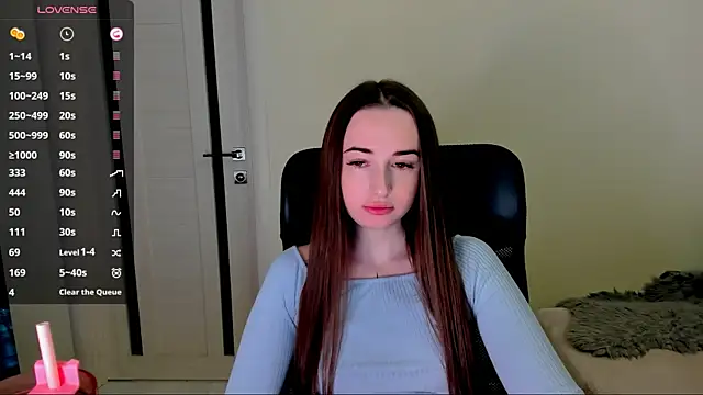 Kimmberr online show from 19, 10, 2025