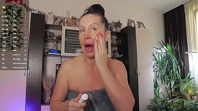 SheilaRyan online show from 10, 4, 2026