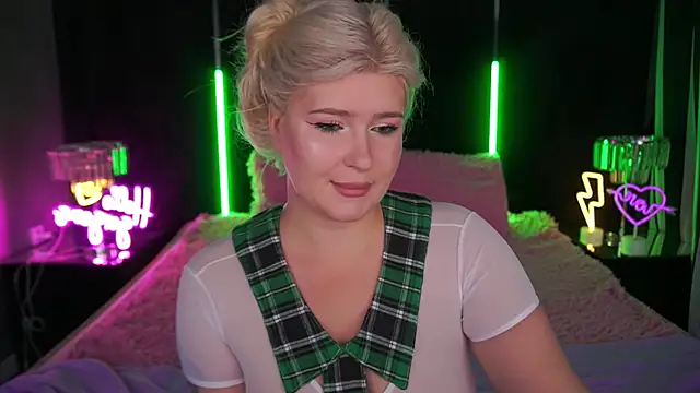 CocoSecretss online show from 7, 10, 2025