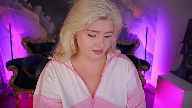 CocoSecretss online show from 13, 10, 2025