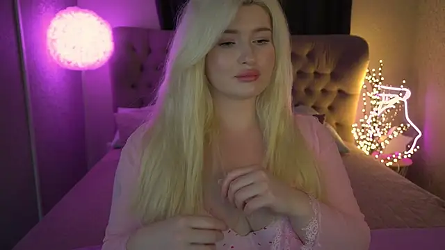 CocoSecretss online show from 3, 2, 2025