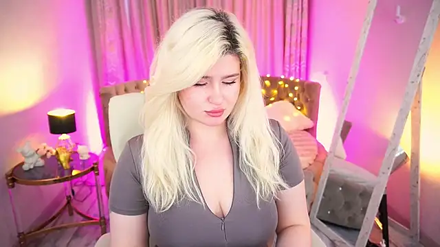 CocoSecretss online show from 26, 5, 2026