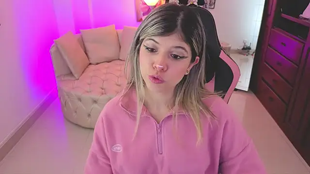 NATAASHA    online show from 2, 4, 2026