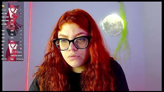 lucie nicolls online show from 4, 2, 2025