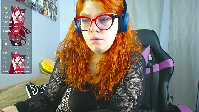 lucie nicolls online show from 11, 3, 2025