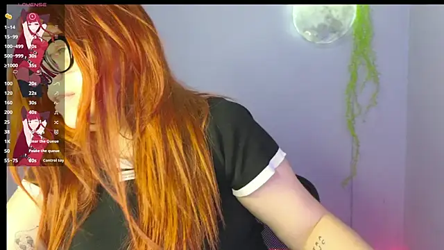 lucie nicolls online show from 6, 2, 2025