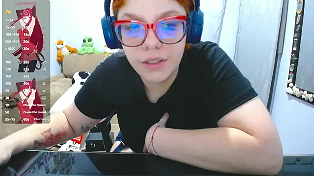 lucie nicolls online show from 9, 3, 2025