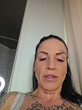 Snapshot of EmilyDiazofficial chatting on 30, 6, 2026 EmilyDiazofficial online show from 30, 6, 2026