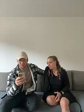 LizzyLush  online show from 24, 11, 2025