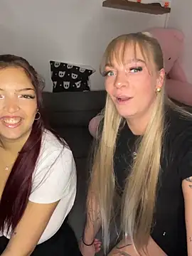 LizzyLush  online show from 27, 10, 2025