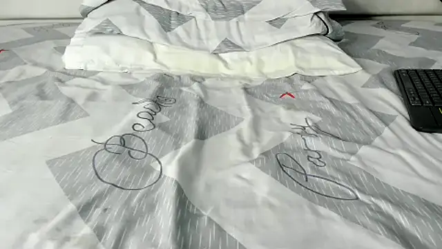 maybelline69 online show from 21, 10, 2025