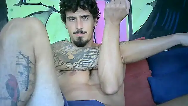 Snapshot of milkoffe chatting on 17, 3, 2025 milkoffe online show from 17, 3, 2025