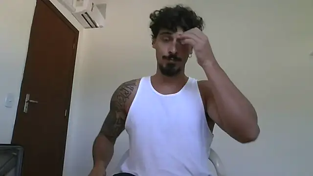 Snapshot of milkoffe chatting on 1, 2, 2026 milkoffe online show from 1, 2, 2026