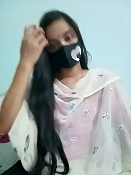 Tisha-Moni online show from 4, 4, 2026