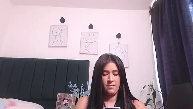 NicollColeman online show from 15, 10, 2025