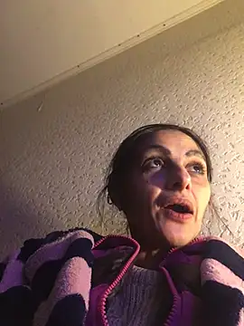 Snapshot of ChantalXOrchid chatting on 3, 2, 2026 ChantalXOrchid online show from 3, 2, 2026