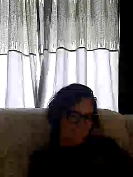 SidneyRaee online show from 3, 2, 2025