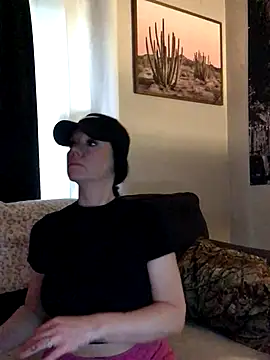 SidneyRaee online show from 7, 10, 2025