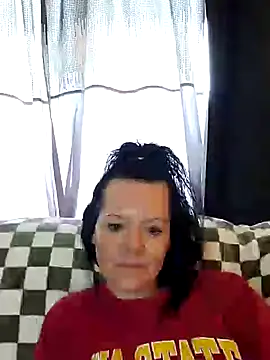 SidneyRaee online show from 3, 1, 2025