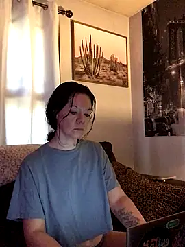 SidneyRaee online show from 12, 9, 2025