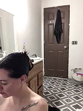 SidneyRaee online show from 28, 9, 2025