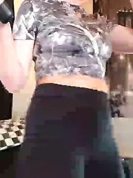 SidneyRaee online show from 19, 3, 2025