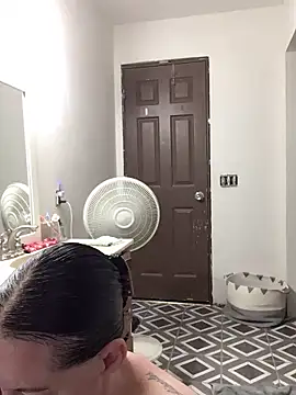 SidneyRaee online show from 26, 9, 2025